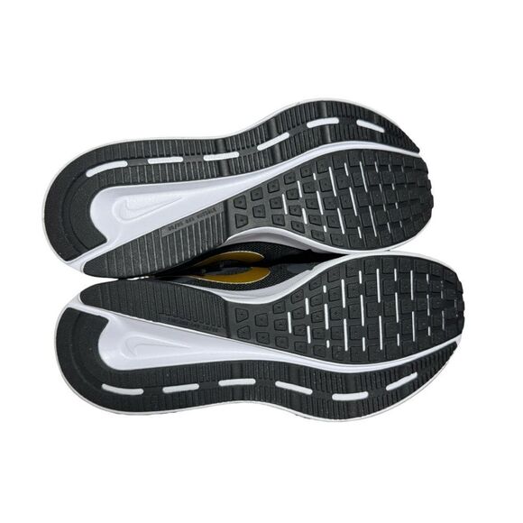 Nike women’s Black and Gold Running Shoes size 6.5 - Picture 5 of 5